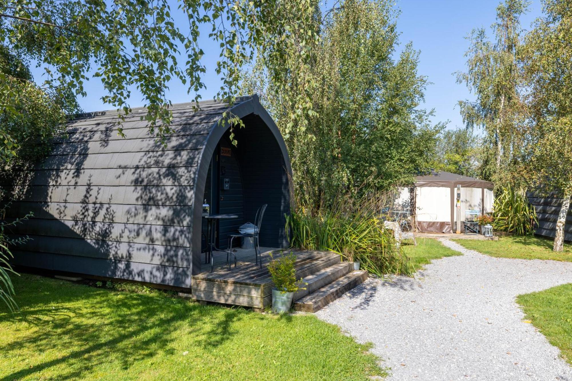 The Little Hide - Adult Only Camping Pods Wigginton  Exterior foto